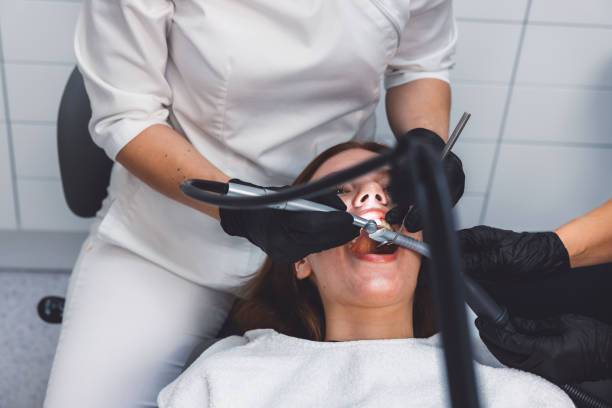 Best Emergency Treatment for Dental Infections or Abscesses in Lindenhurst, IL